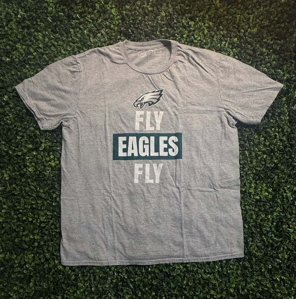 Team Apparel Philadelphia Eagles Fly Eagles Fly T-Shirt Size L